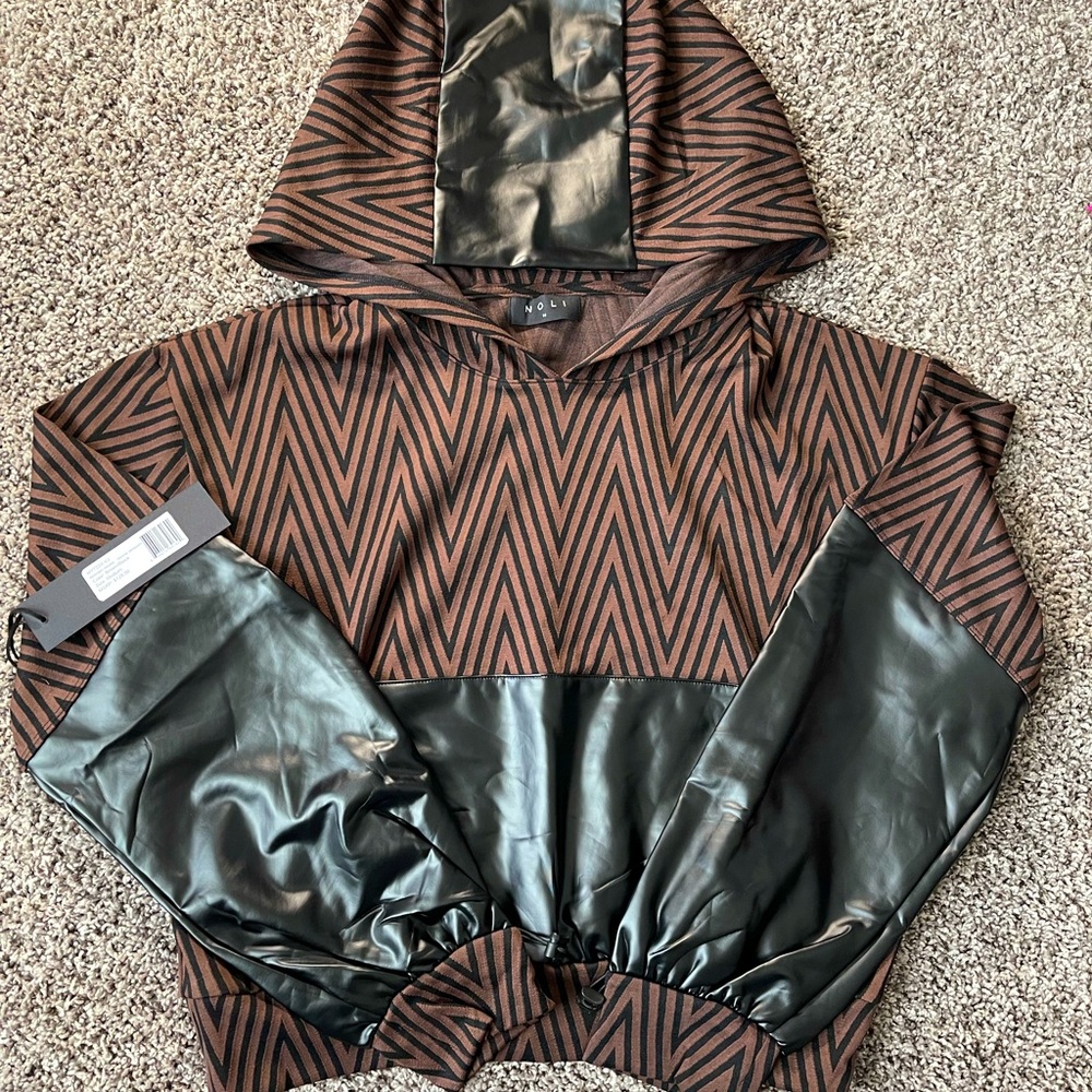 NWT Noli Midnight Hoodie - Vienna Jacquard